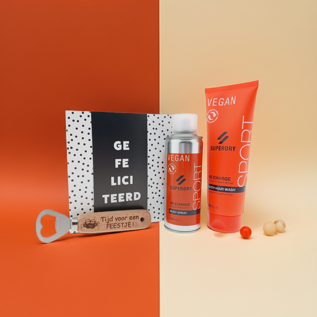 Superdry Body Re:Charge Cadeauset met Chocoladewens & Bieropener