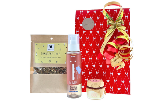 Naif Cadeauset Mom Relax Lichaamsolie & Thee