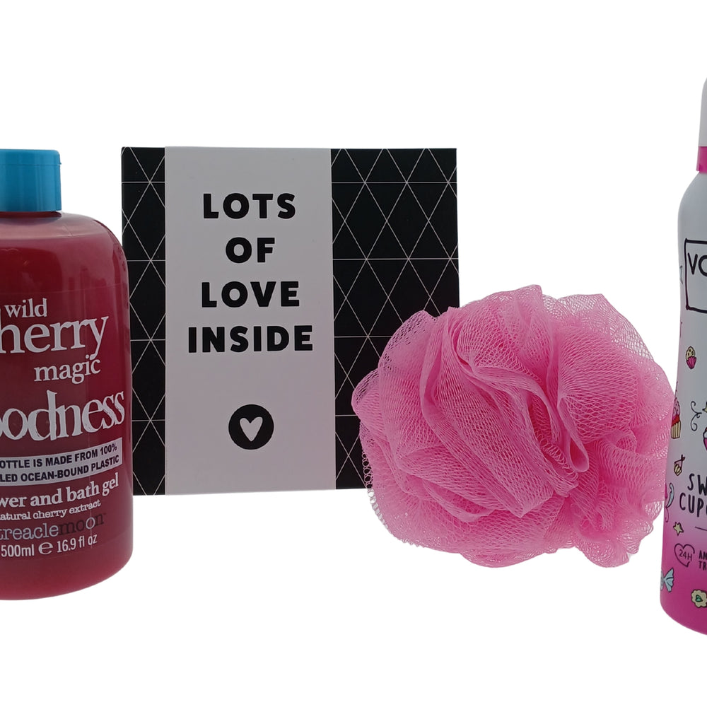 Vogue Cadeauset Love met Deo - Douche - Chocolade en Puff